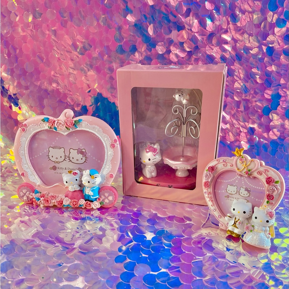 Sanrio Hello Kitty Picture Frames & Ring holder